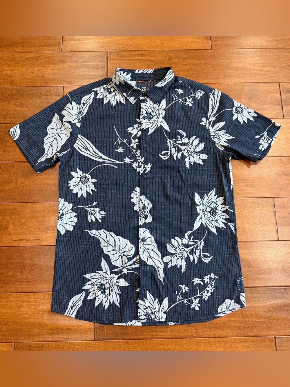 ROARK Floral Hawaiian Bless Up Breathable Stretch Lightweight Vented Shirt - M